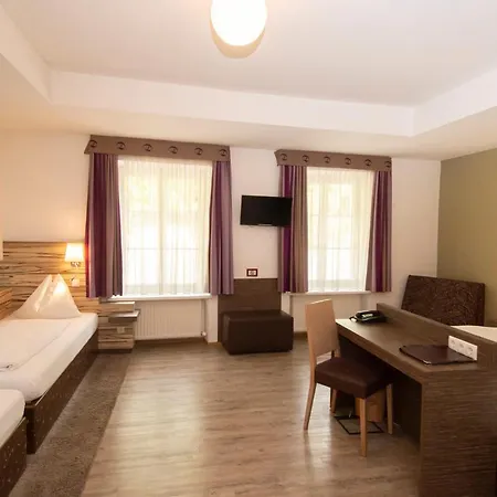 Szálloda Dollinger 3*