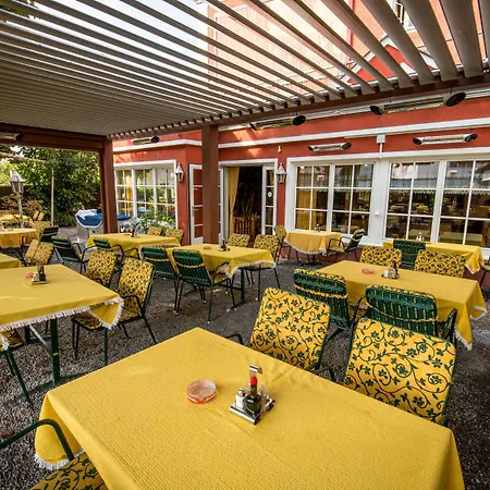 Dollinger Otel İnnsbruck