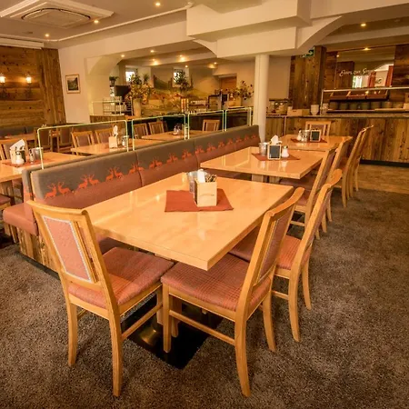 Dollinger Otel İnnsbruck